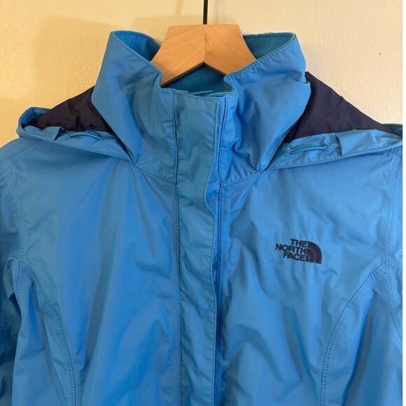 North Face Women's Blue Resolve Waterproof Windbreaker Size Medium - Picture 2 of 8